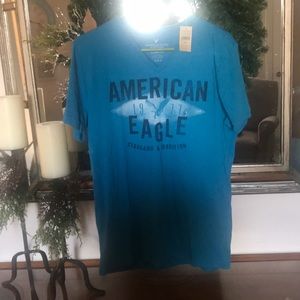 American Eagle tee
